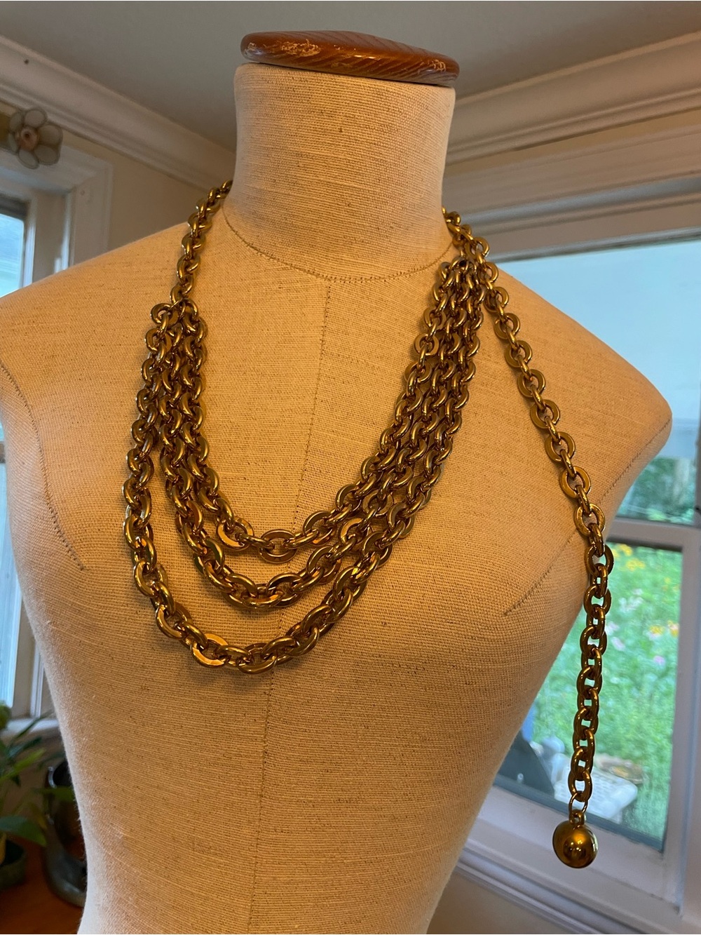 Vintage Gold Chain Link Waist Belt - Picture 2 of 3